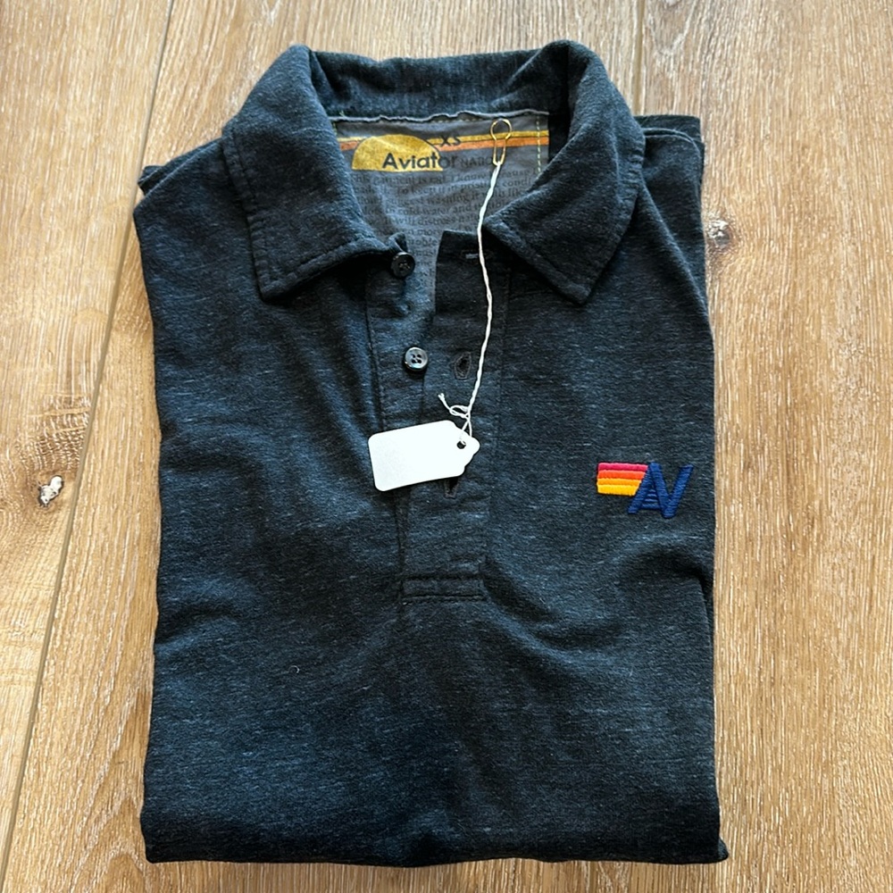 NEW AVIATOR NATION mens logo polo shirt in charcoal size XS